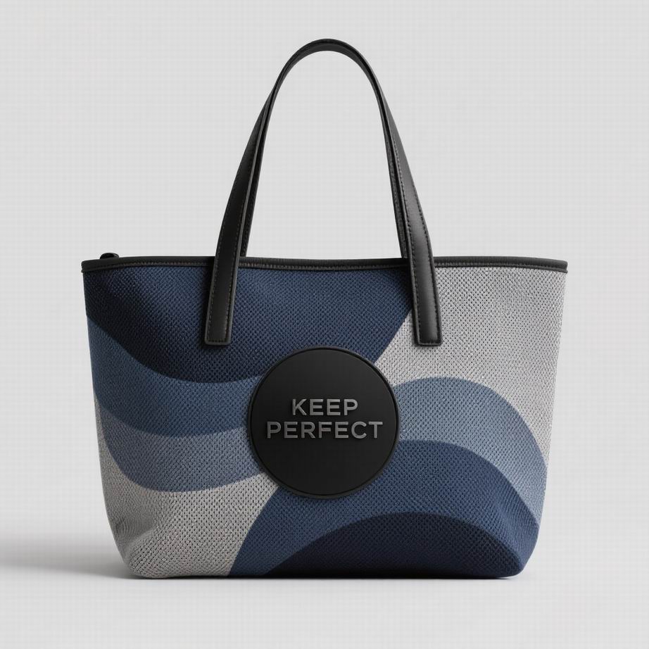 户外探险飞织背包